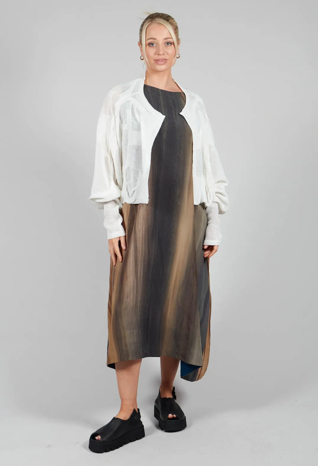Moyuru Cardigans^Cropped Knitted Cardigan in White