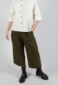 SOH Trousers^Cropped Pleated Trousers in Olive