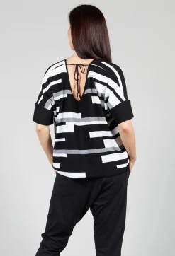 Philomena Christ Jumpers^Cropped Short Sleeve Jumper in Black and White
