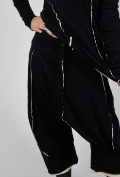 Rundholz Mainline Trousers^Cropped Trousers in Black Bone