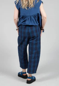 Apuntob Trousers^Cropped Trousers in Denim