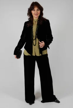 T.ba Jackets^Cropped Velvet Jacket in Black