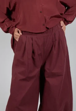 Amici Trousers^Cuffed Hem Trousers in Intense Rust