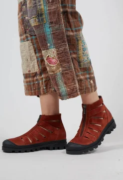 Lofina Boots^Cutout Sandals in London Caramello