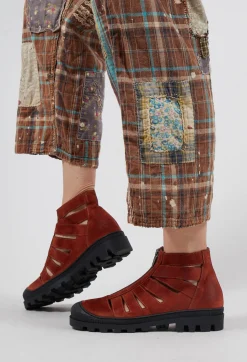 Lofina Boots^Cutout Sandals in London Caramello