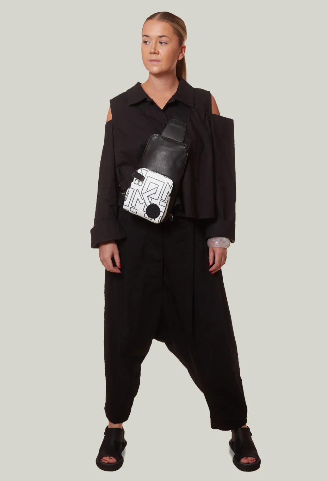 NELLY JOHANSSON Shirts & Blouses^Dansholmen Shirt with Cut Out Shoulders in Black