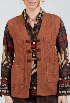Rene Derhy Jumpers^Darcy Knitted Waistcoat in Camel