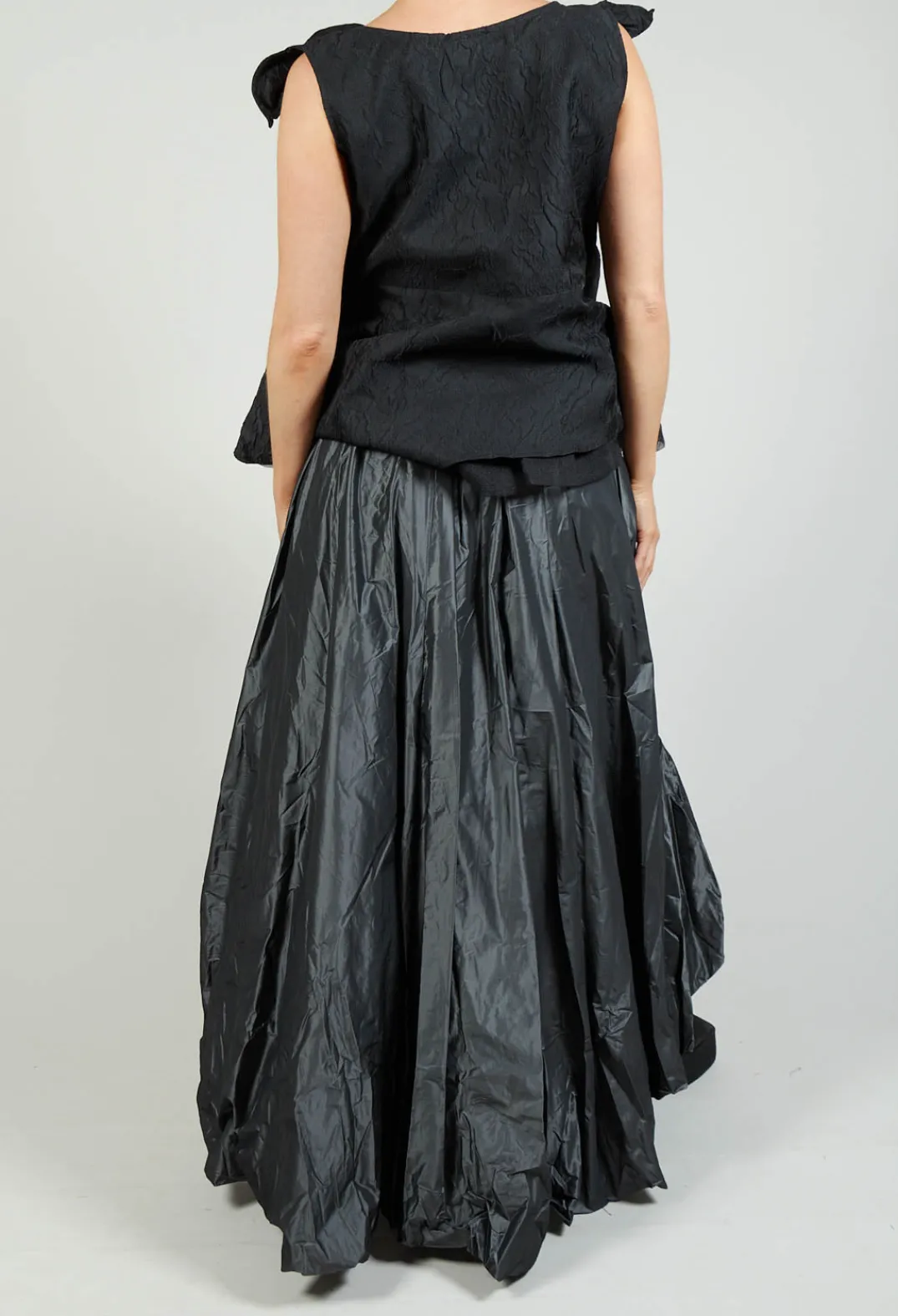 Bize Skirts^Dipped Hemline Skirt in Grey