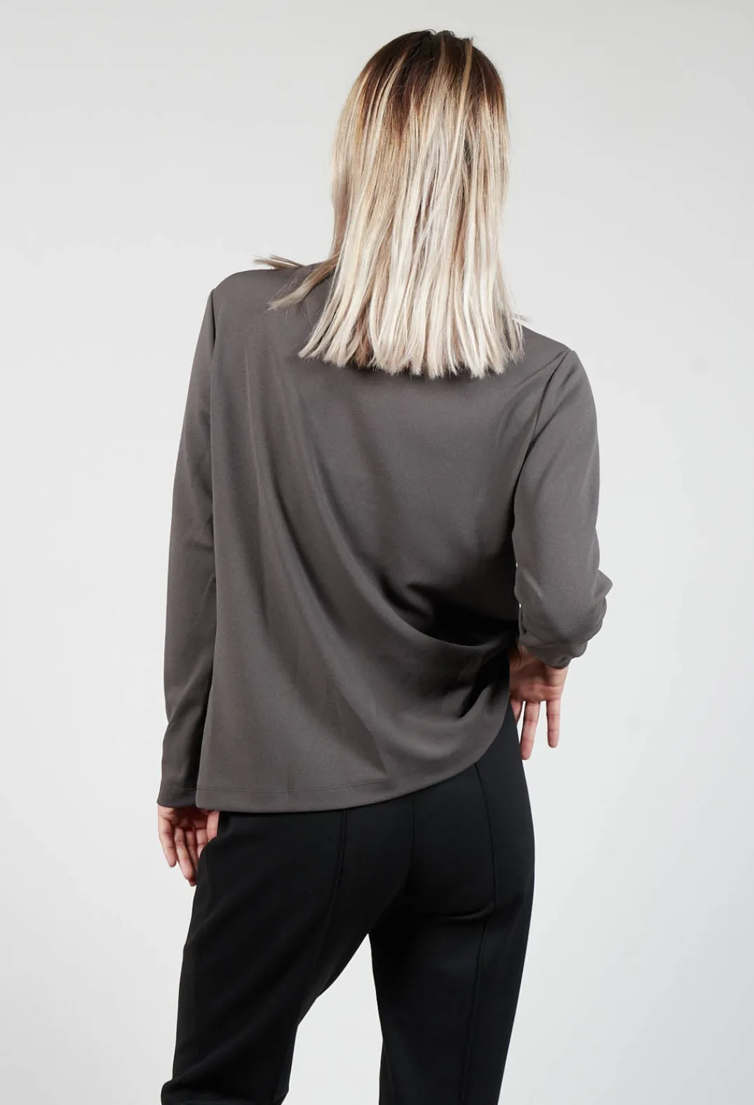 Xenia Design Shirts & Blouses^Draped Neck Blouse with Long Sleeves in Grey