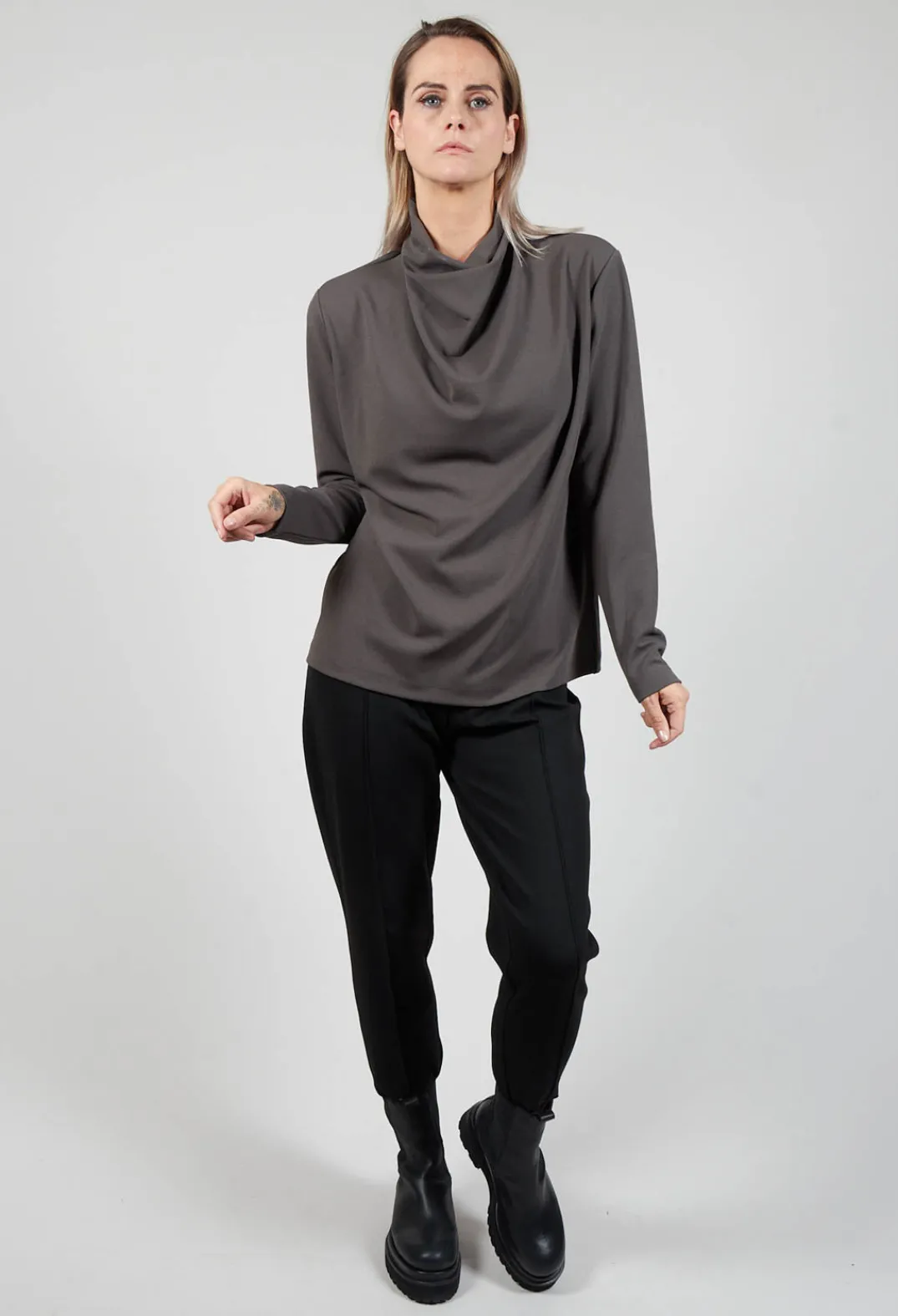 Xenia Design Shirts & Blouses^Draped Neck Blouse with Long Sleeves in Grey