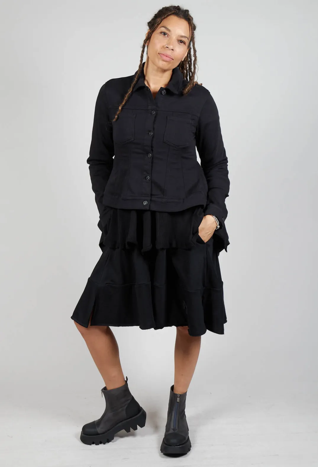 Pluslavie Jackets^Easy Jacket in Black