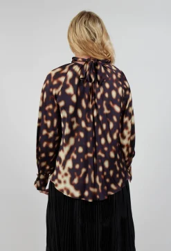 Beatrice B Shirts & Blouses^Elsa Blouse in Blurred Print