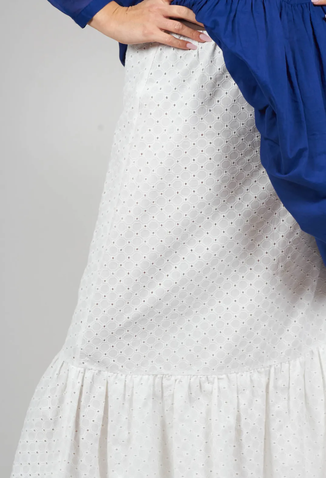 Niù Skirts|Co-ords & Suits^Embroidered Midi Skirt with Peplum in Chalk