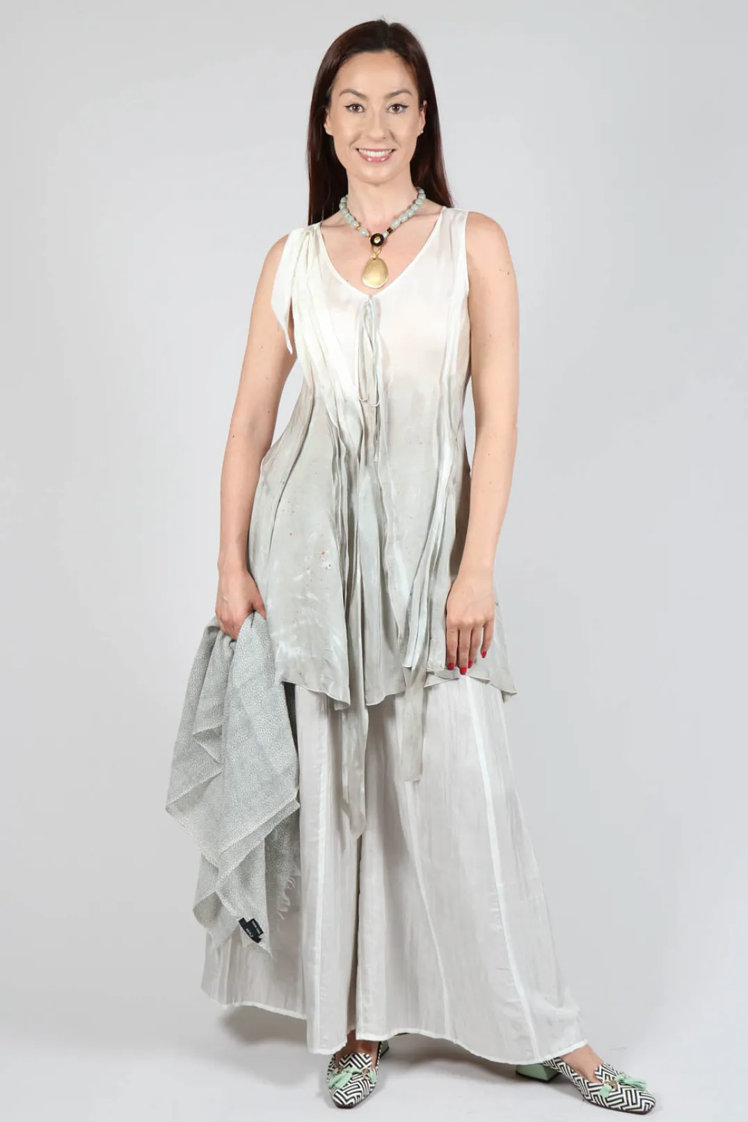 Bianco Levrin Trousers^Emma Pants Reversible in Plain Cream