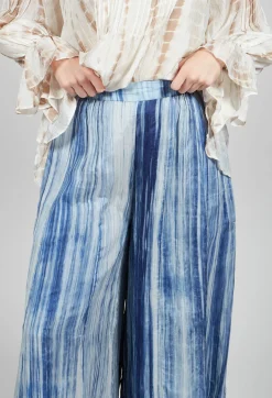 Bianco Levrin Trousers^Emma Reversible Pants in Blue