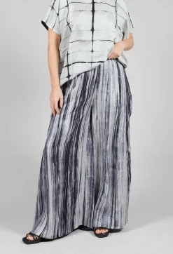 Bianco Levrin Trousers^Emma Reversible Pants in Black and White