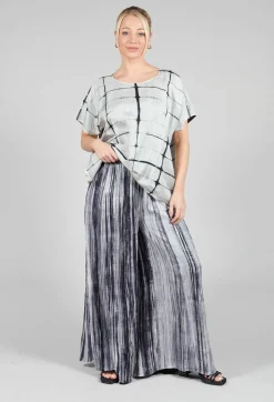 Bianco Levrin Trousers^Emma Reversible Pants in Black and White