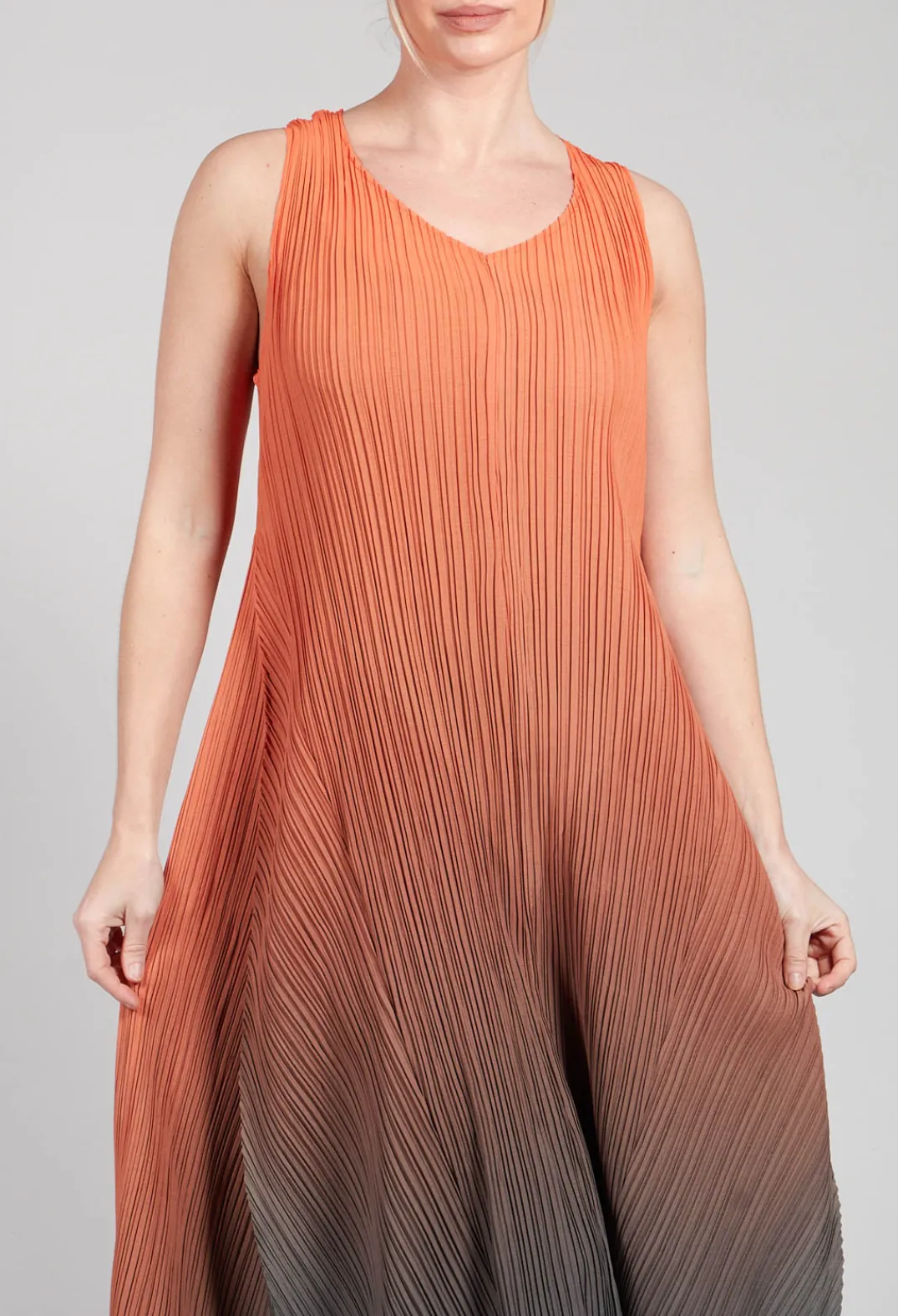 Alquema Dresses^Estrella Dress in Tangerine and Shadow