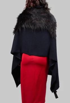 Rundholz Black Label Scarves^Faux Fur Scarf in Dark Blue