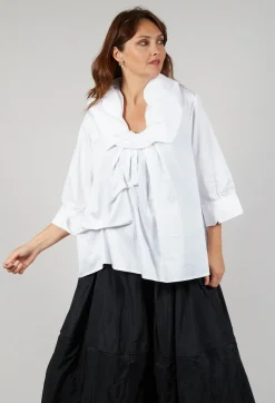 Bize Tops^Feature Pleated Shirt in White