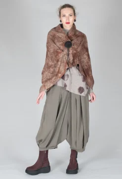 Moyuru Coats^Felted Cape in Brown