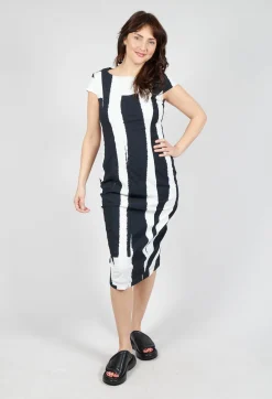 Rundholz Black Label Dresses^Fitted Dress with Cap Sleeves in Black Print