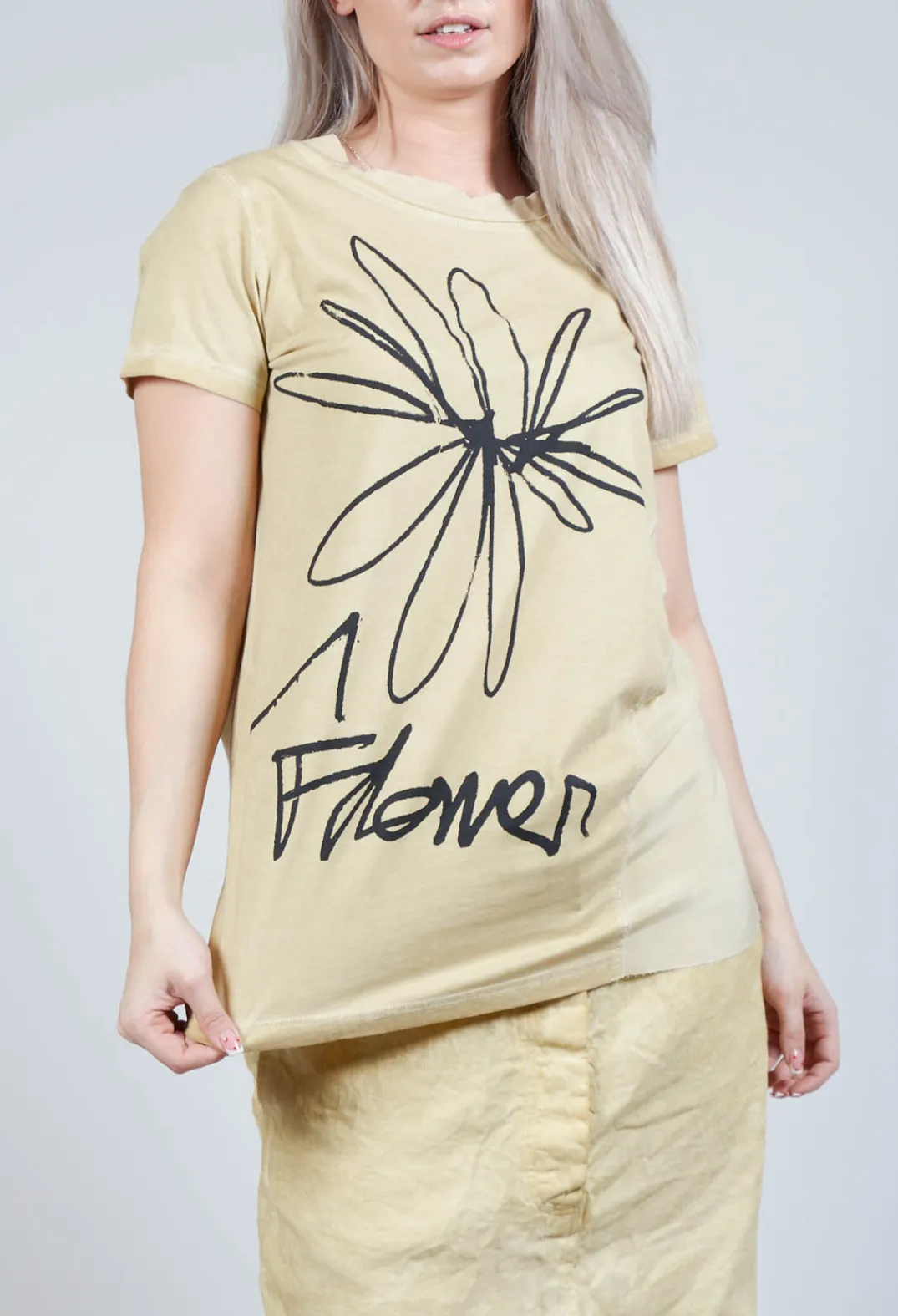Rundholz Dip Tops^Flower Graphic T-Shirt in Wax Flock Cloud