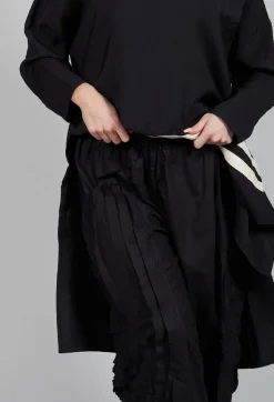 Tadashi Trousers^Fold Texture Trousers in Beige
