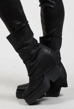 Sort Aarhus Boots^Foldover Heel Boot in Gasoline Nero