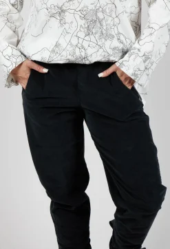 Elemente Clemente Trousers^Geishan Long Trousers in Black