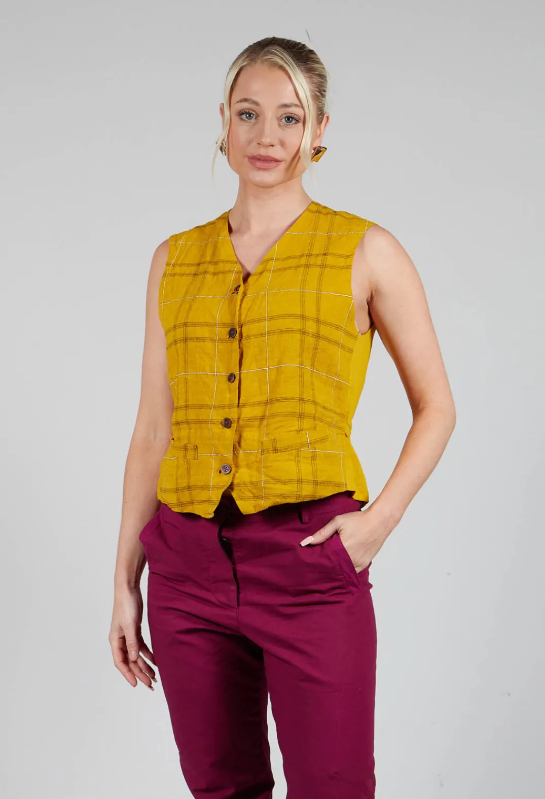 Hannoh Wessel Coats^Gilet Gemma in Safran Check