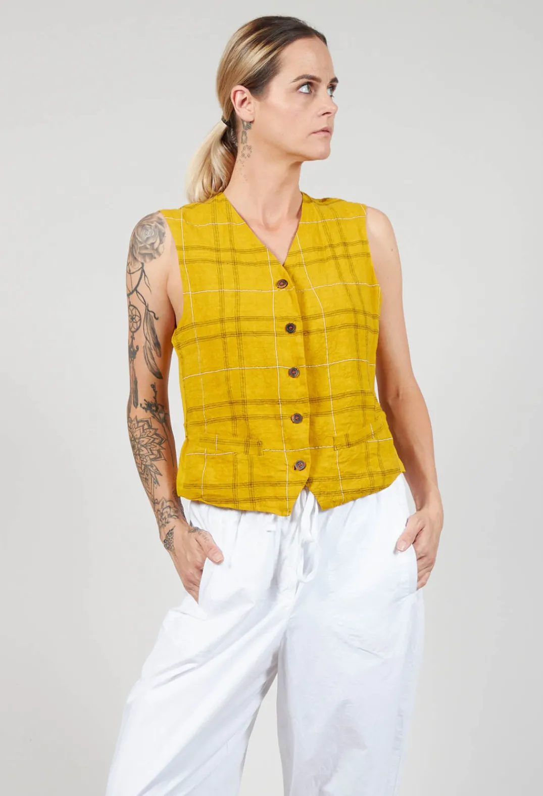 Hannoh Wessel Coats^Gilet Gemma in Safran Check