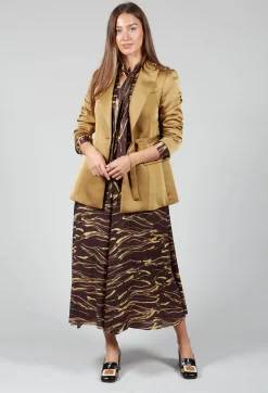 Beatrice B Jackets^Gloss Satin Blazer in Tobacco