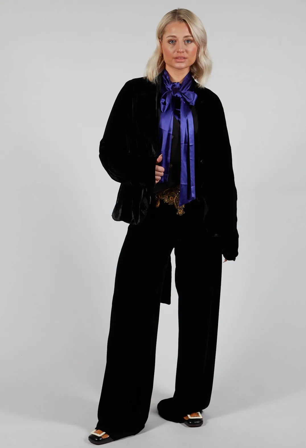 T.ba Jackets^Gypsy Waistcoat in Black