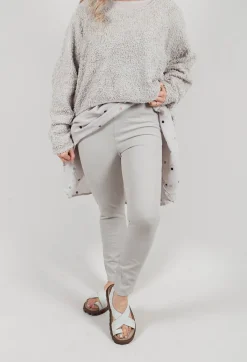 Privatsachen Trousers^Hesidiot Trousers in Kiesel
