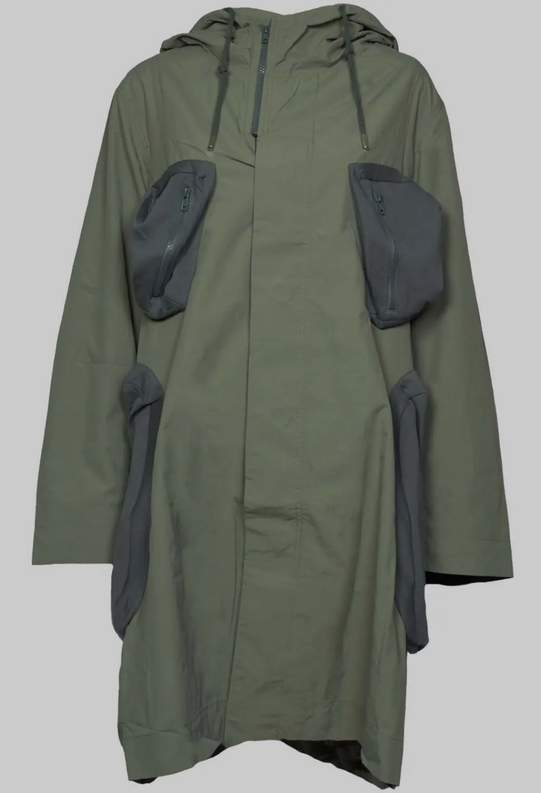 Moyuru Coats^Hooded Utility Coat with Pockets in Light Khaki