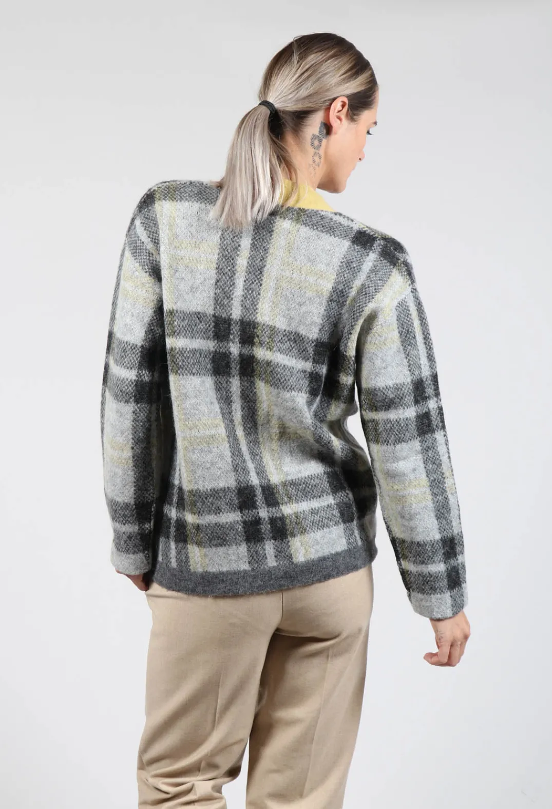 Fringe Knitwear|Cardigans^Ingrid Cardigan in Black and Yellow