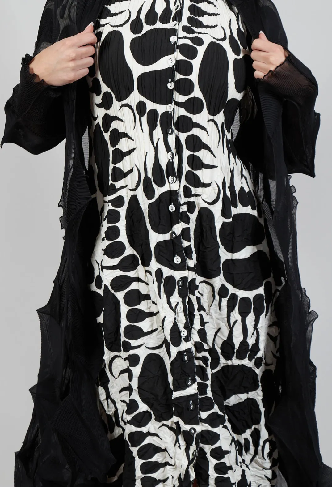 Alquema Coats^Jacqui Coat in Black