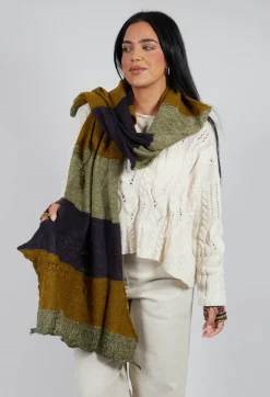 Butapana Scarves^Jagged Wool Scarf in Deep Mustard