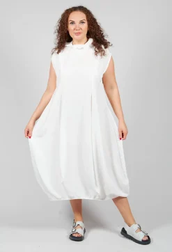Privatsachen Dresses^Jahrest Dress in Schnee
