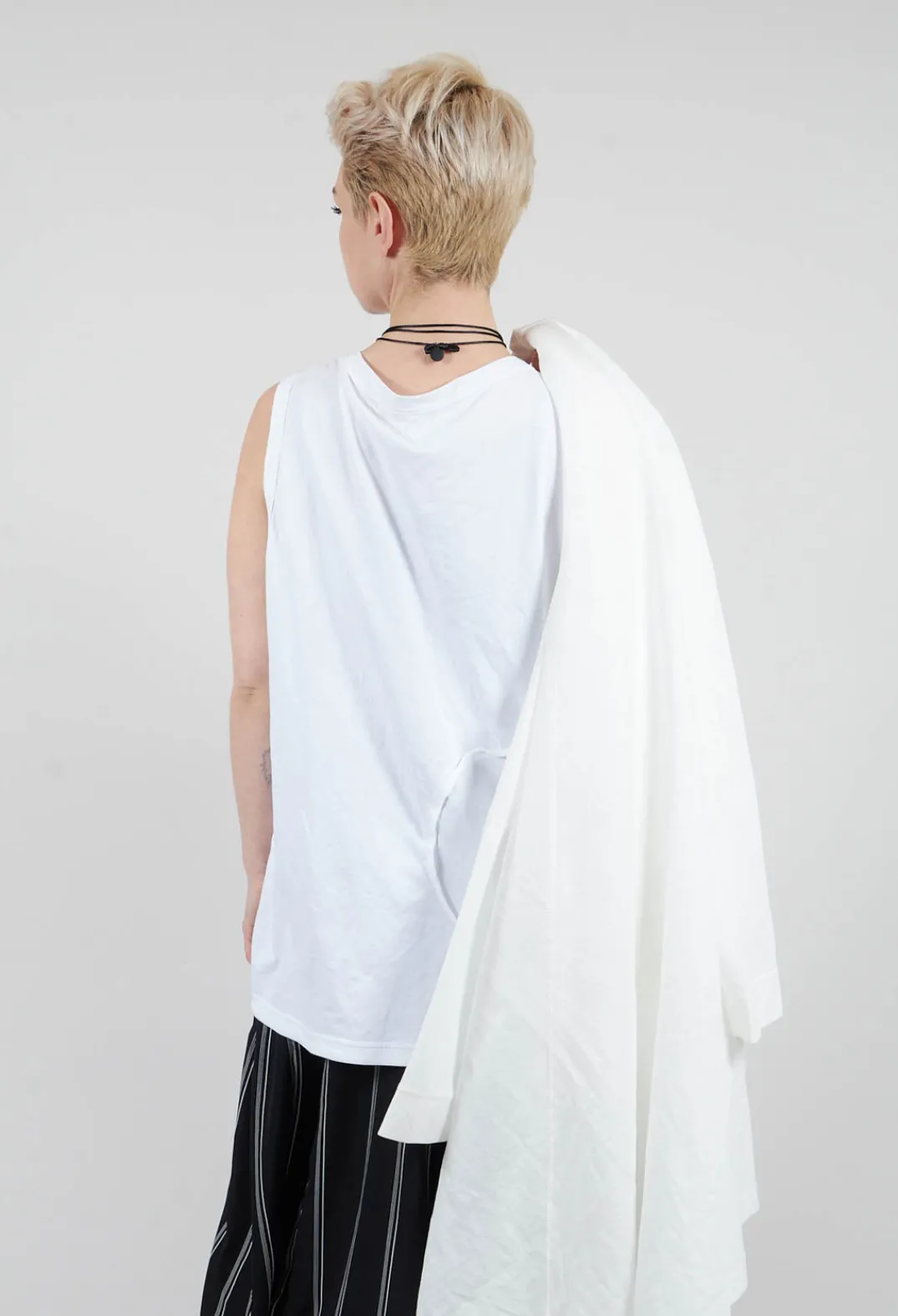 Moyuru Jumpers^Jersey Vest Top in White