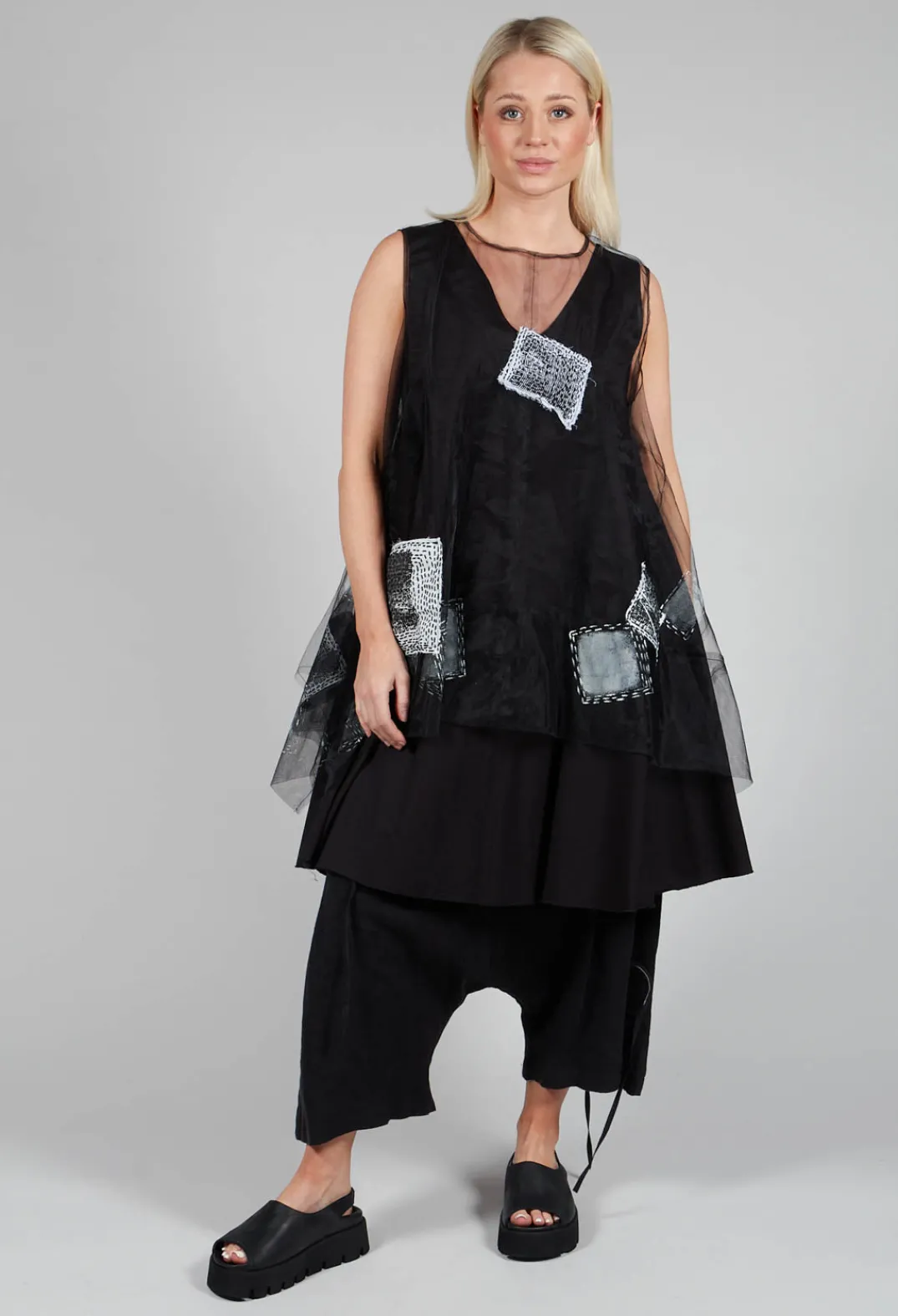 Bize Trousers^Keten Drop-Crotch Culottes in Black