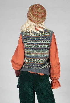 Eribe Tops^Kinross Waistcoat in Garnet