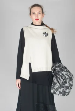 Moyuru Jumpers^Knit Sleeveless Jumper in Beige
