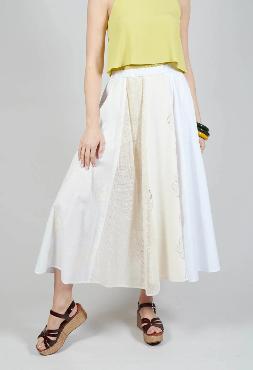 Sfizio Skirts^Lace Skirt in Vanilla Ice