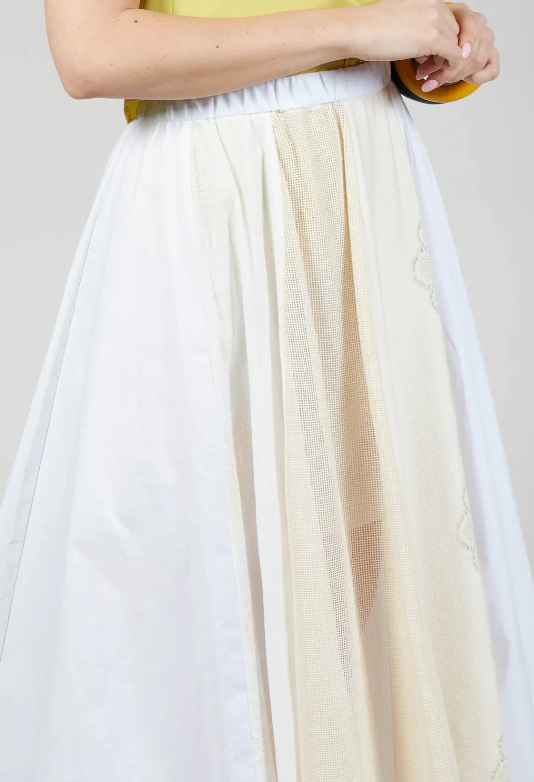 Sfizio Skirts^Lace Skirt in Vanilla Ice