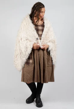 Les Ours Scarves^Lama Cape Style Scarf in Lama