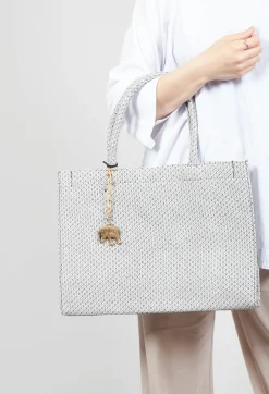 Anokhi Bags^Large Tote Bag with Diamond Print in White and Black