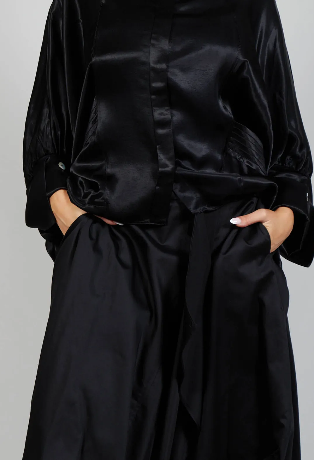 Bize Skirts^Layered Fabric Skirt in Black