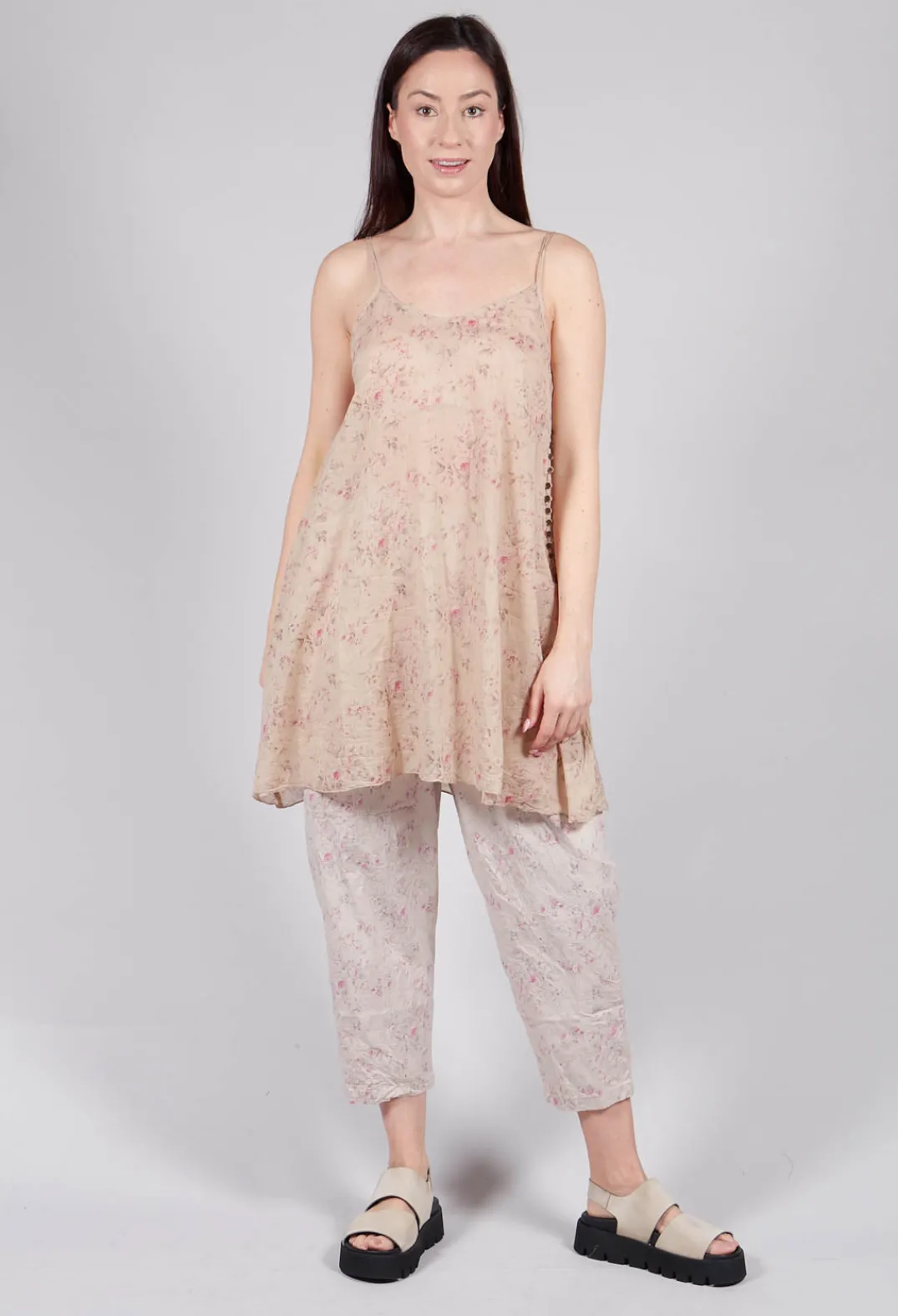Les Ours Tops^Lea Top in Liberty Beige Print